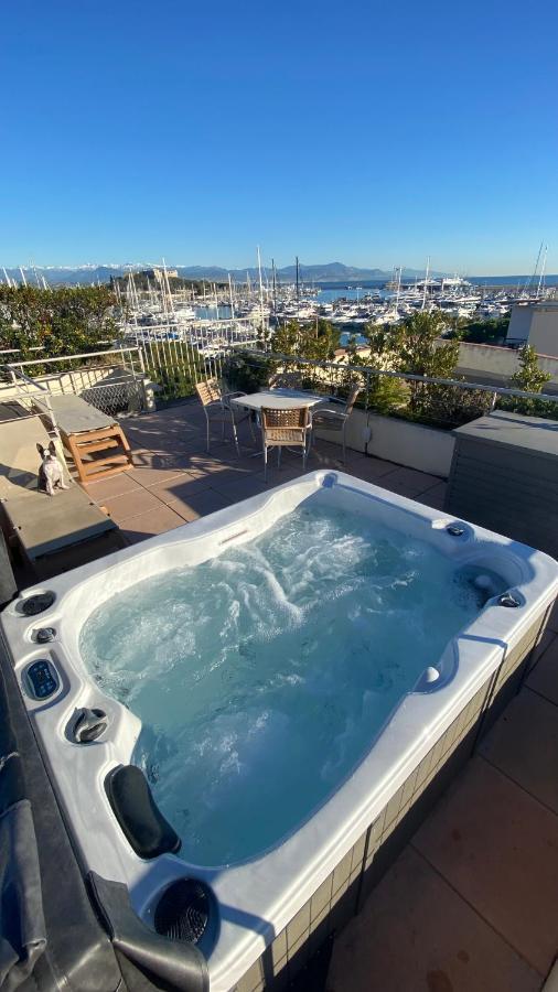 Penthouse Vue Mer Avec Rooftop,Jacuzzi,Et Parking Prive Antibes Exterior photo