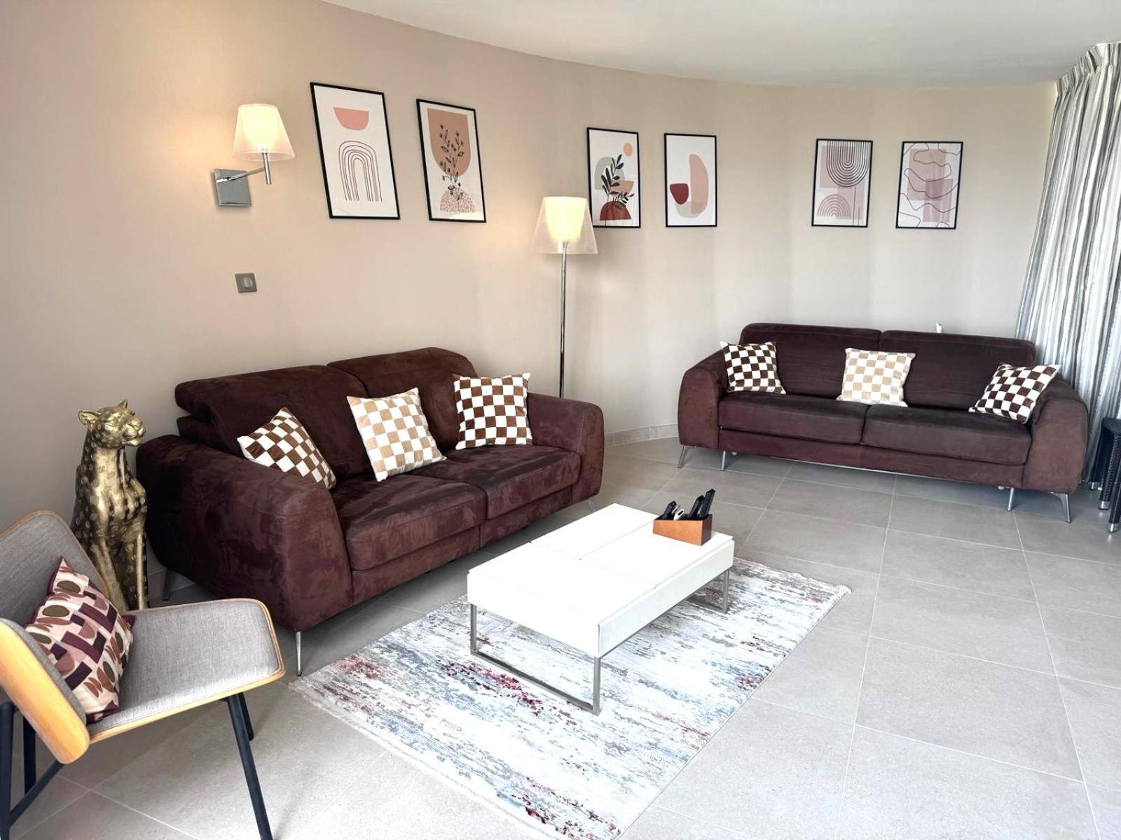 Penthouse Vue Mer Avec Rooftop,Jacuzzi,Et Parking Prive Antibes Exterior photo