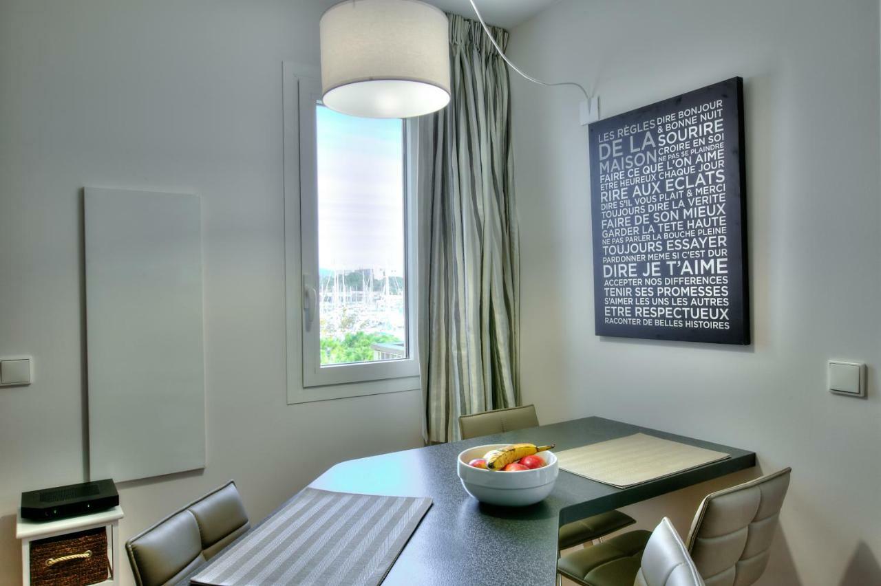 Penthouse Vue Mer Avec Rooftop,Jacuzzi,Et Parking Prive Antibes Exterior photo